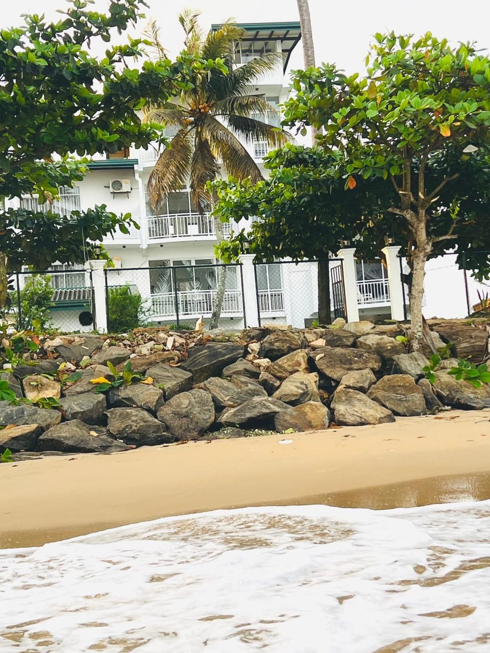 Ocean Deck Beach Villa Bed and Breakfast in Southern Province