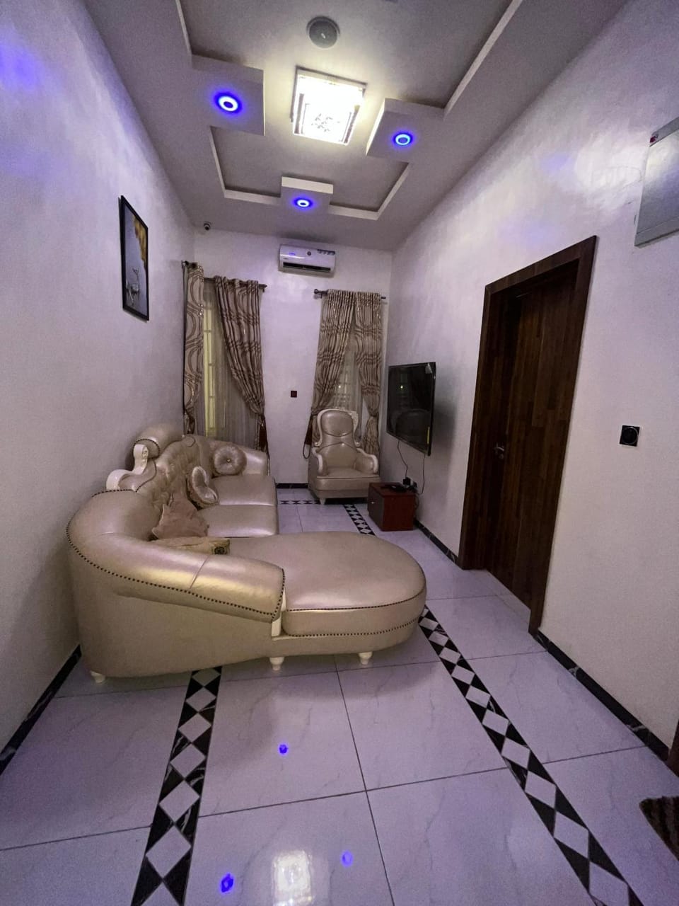 Executives 5 bedroom fully detached Duplex with BQ Apartment in Lagos, Nigeria