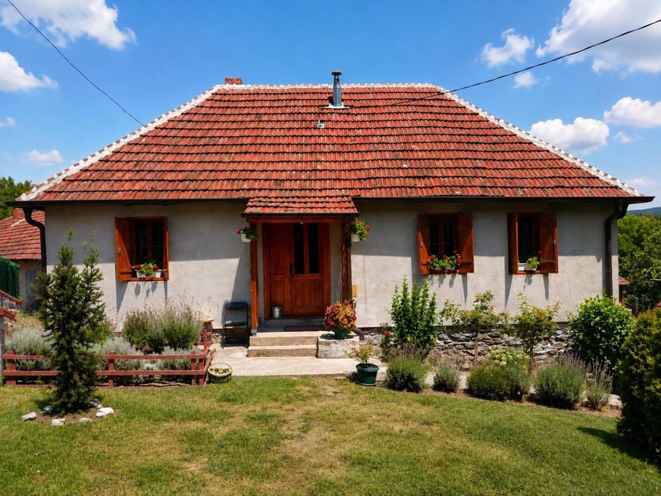 Property building, Day, Garden, Garden view