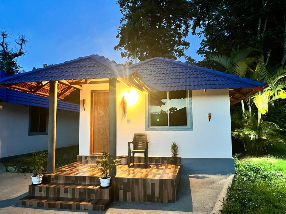 Misty field view Homestay Vacation rental in Karnataka