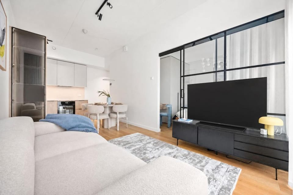 New Designer 1BR in Marati Kvartal with patio Apartment in Tallinn