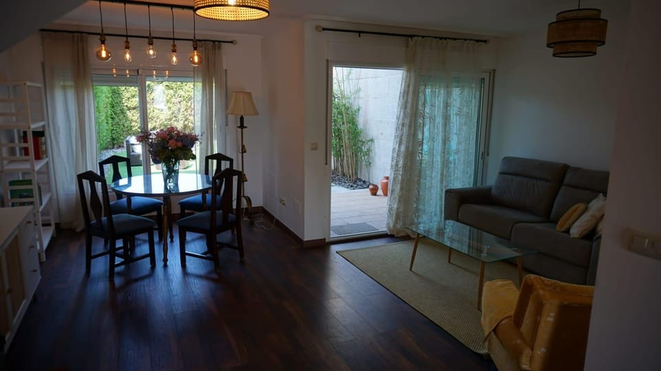Communal lounge/ TV room, Garden, Living room, Dining area