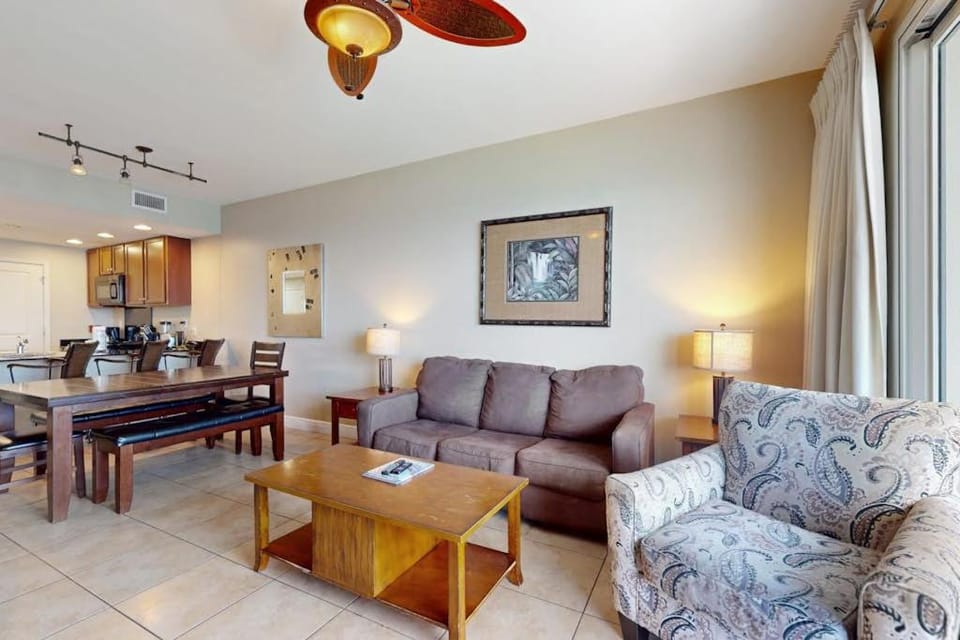 Sterling Breeze villa with balcony pool & hot tub House in Panama City Beach