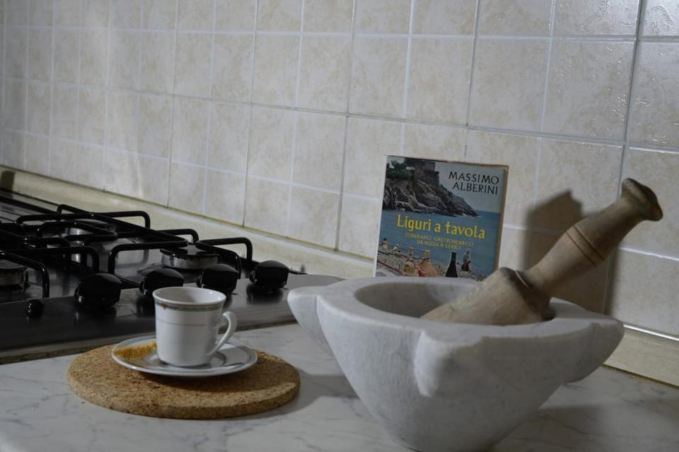 Coffee/tea facilities, kitchen