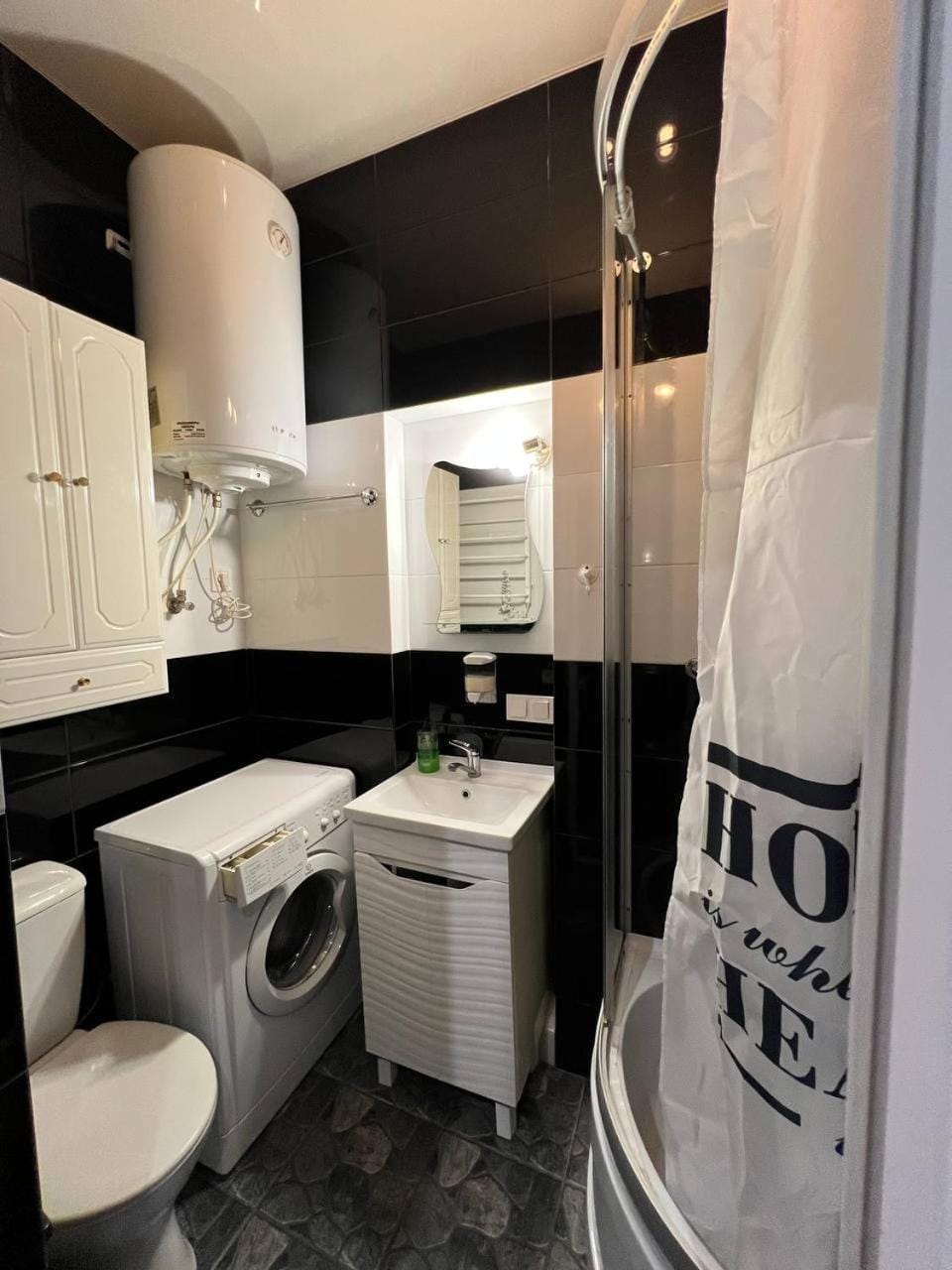 Odesa City Nest - 2 bedrom Apartment in Odessa