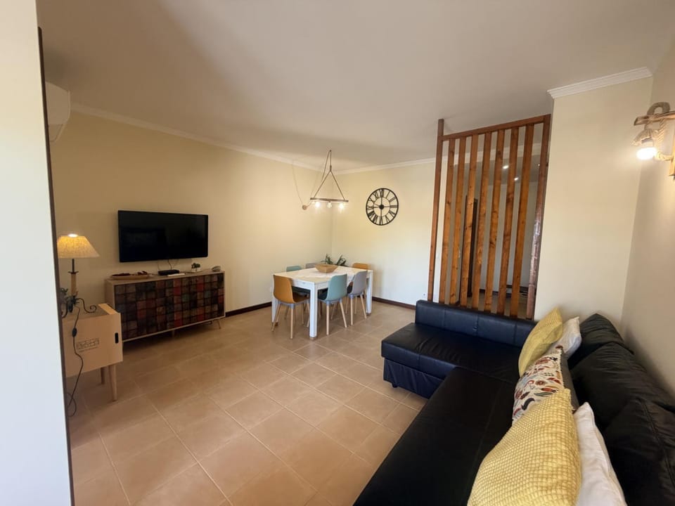Cosy Nest Salgados near the Beach Apartment in Guia