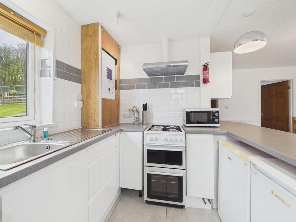 Lodge 23 - 2 Bed with Parking House in North Devon District