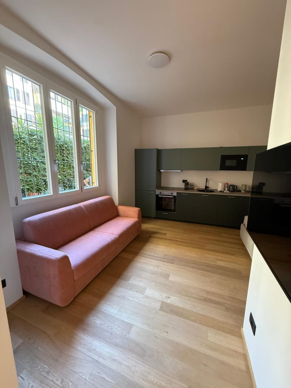 Kitchen or kitchenette, Seating area