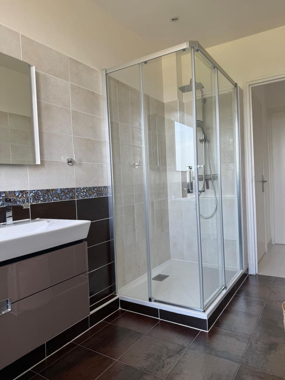 Shower, Bathroom