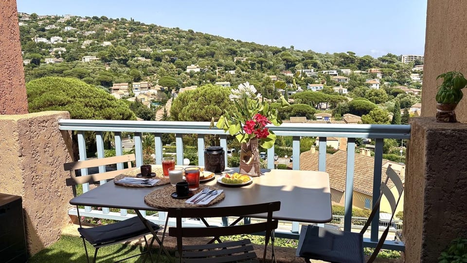 Rivage - Appartement climatisé avec piscine et vue mer Apartment in Cavalaire-sur-Mer
