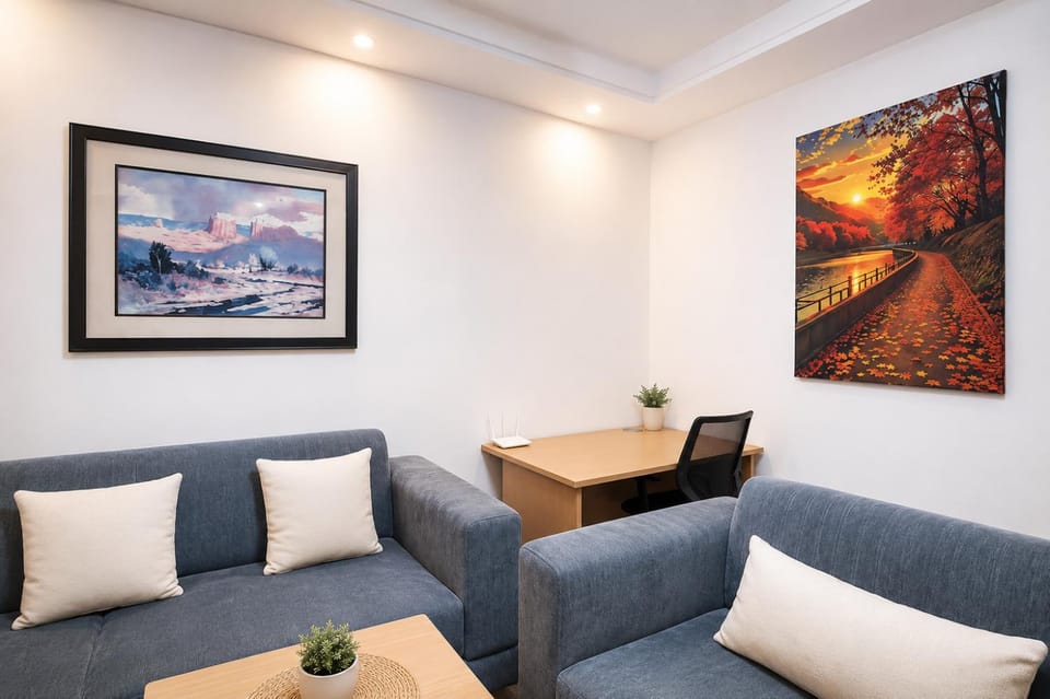 Living room, Decorative detail, Seating area