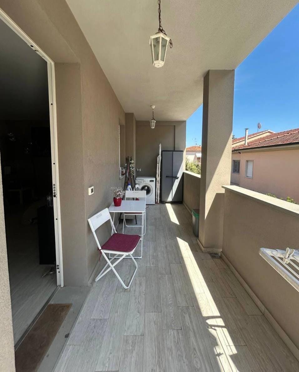 Summer Nest Apartment in Cecina