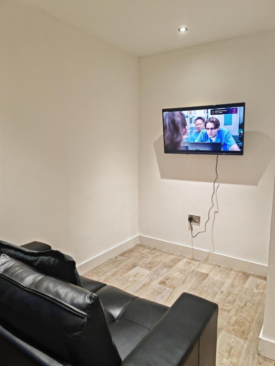 Communal lounge/ TV room, TV and multimedia, Living room, Seating area
