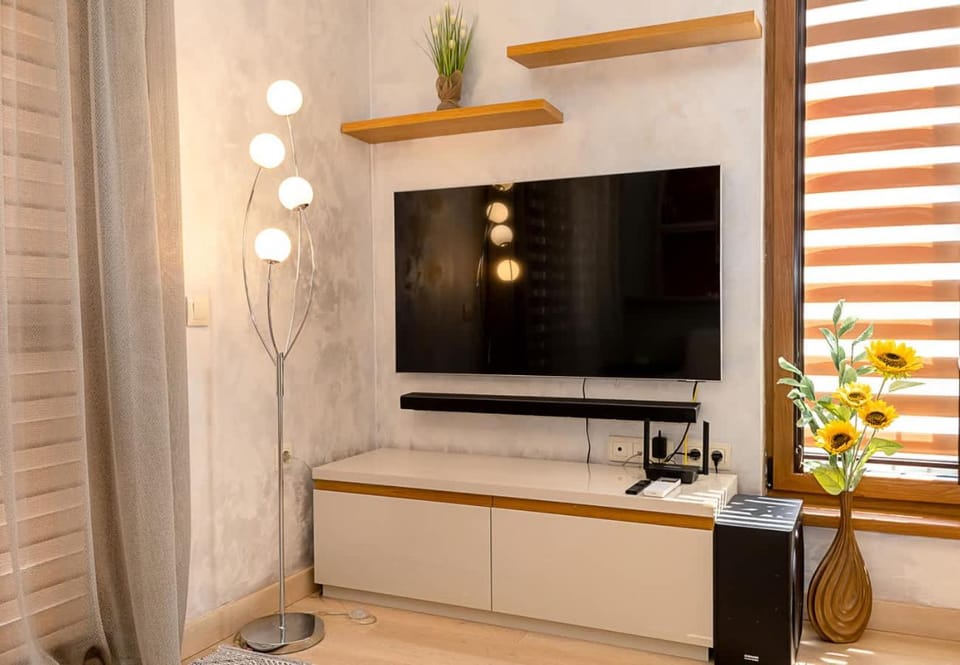 TV and multimedia, Living room