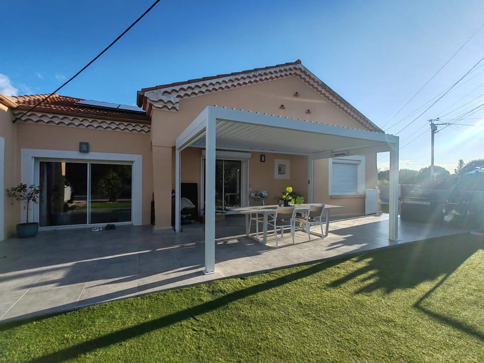 villa avec piscine Villa in Occitanie