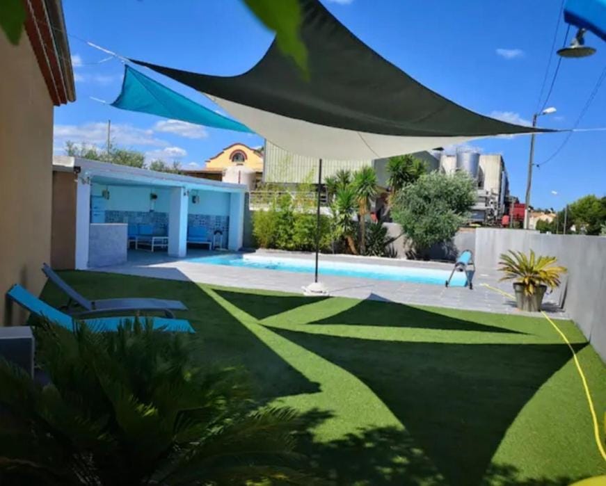 villa avec piscine Villa in Occitanie