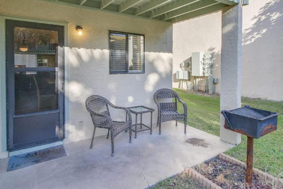Luxurious Townhouse Close to Private Beach Pools Mini-Golf - Snowbirds Welcome House in Panama City Beach