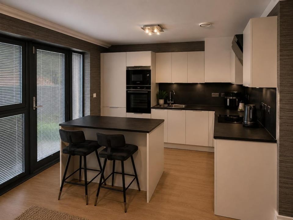 The Village Apartment, Free Parking & Fast Wi-Fi Apartment in Glasgow