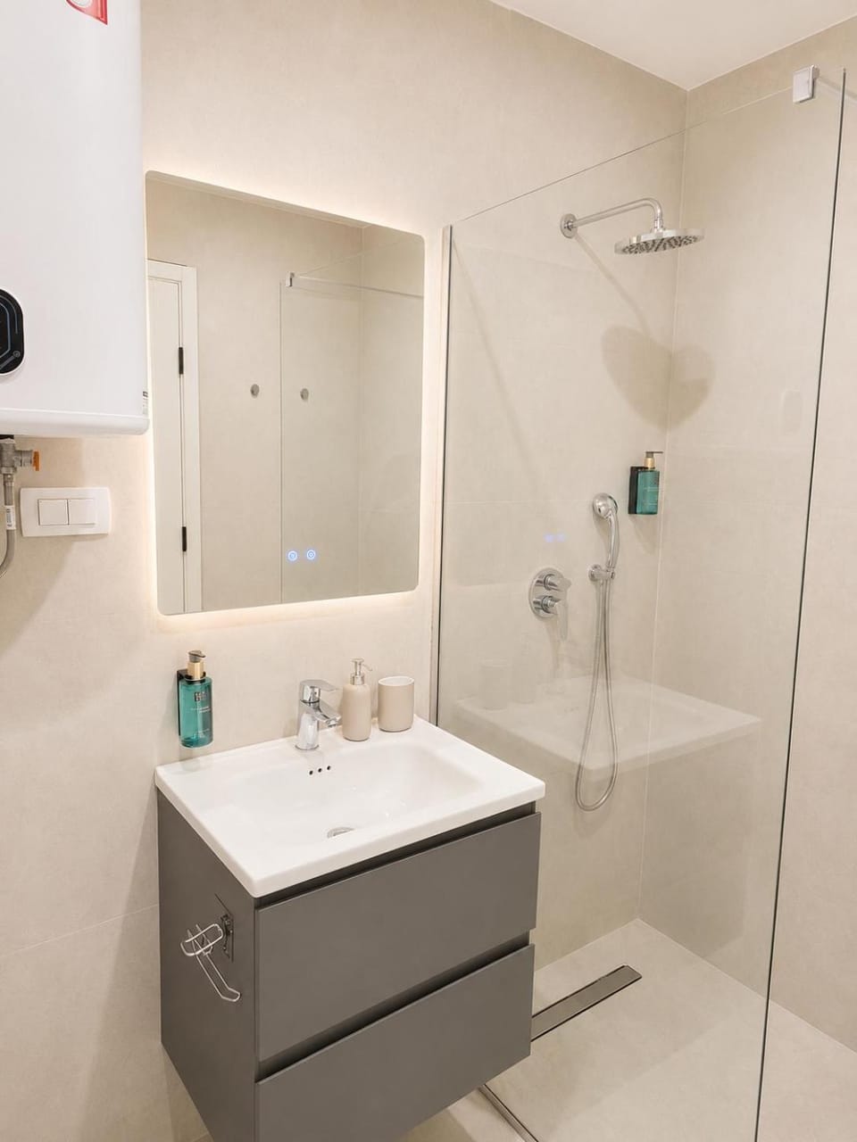 Shower, Bathroom