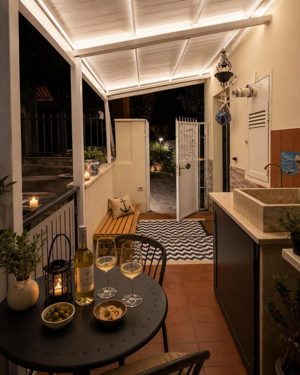 Patio, Balcony/Terrace, Dining area