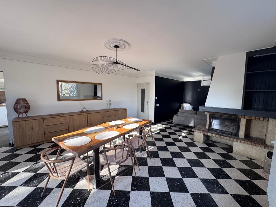 Maison rénovée Montélimar House in Provence