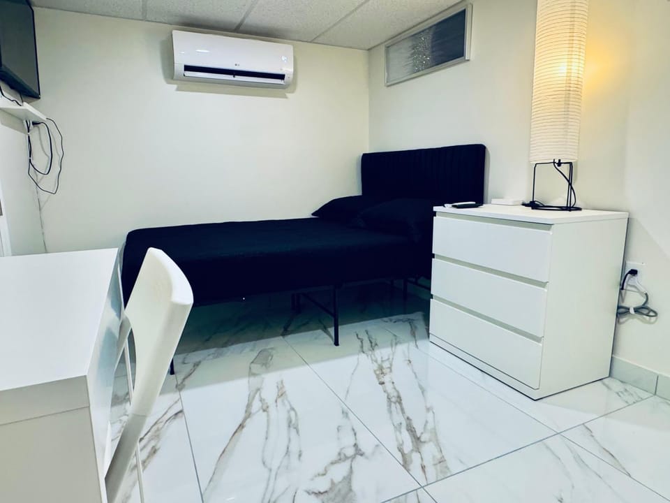 TV and multimedia, Bedroom, room service, air conditioner