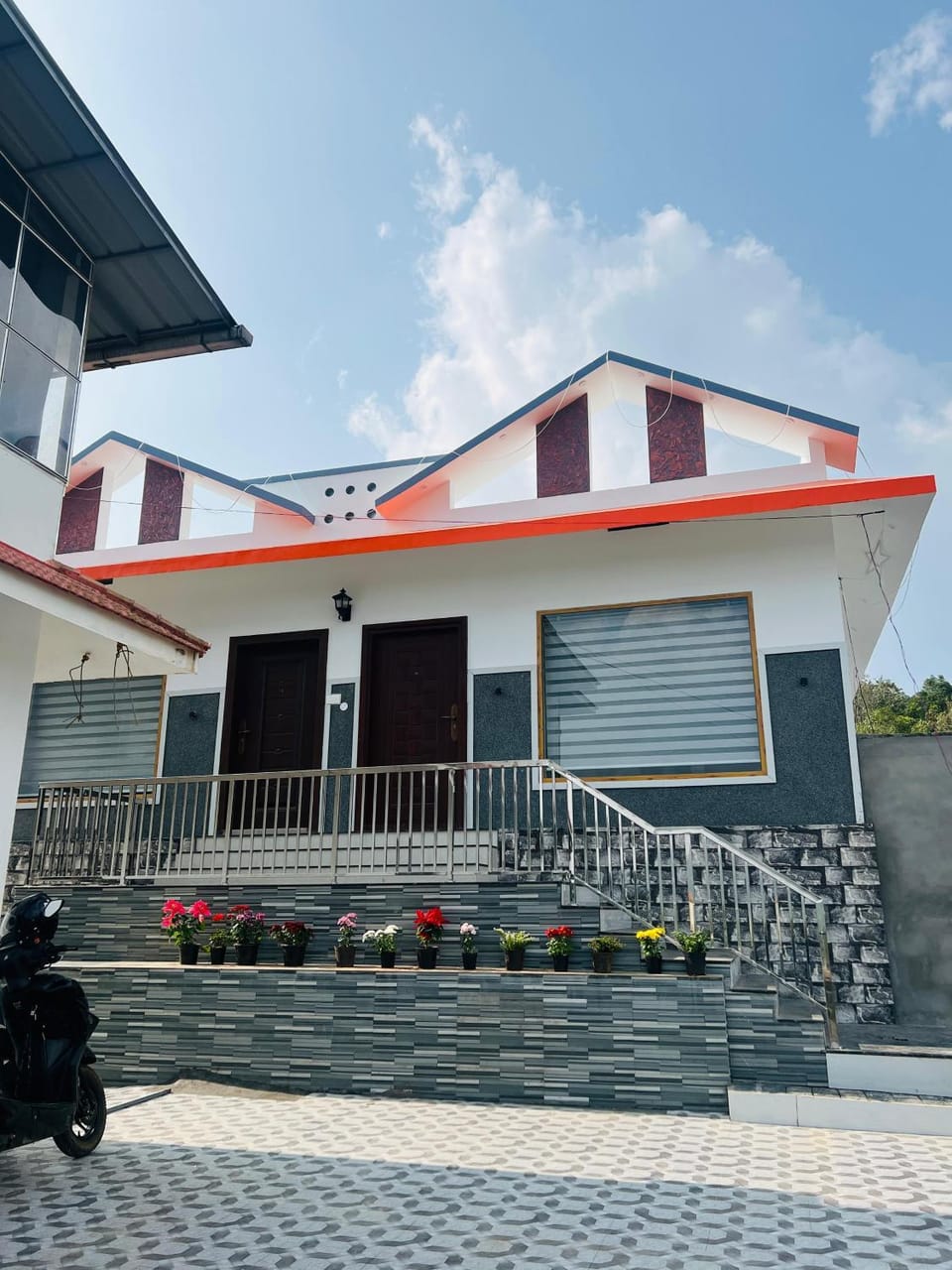 ROCK STAR couples Hotel in Kerala