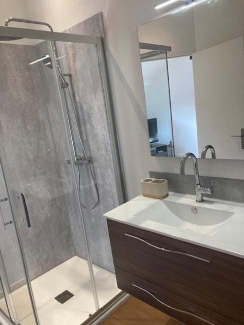 Cozy & quiet two-room apartment - 15 minutes from Lille Apartment in Villeneuve-d'Ascq