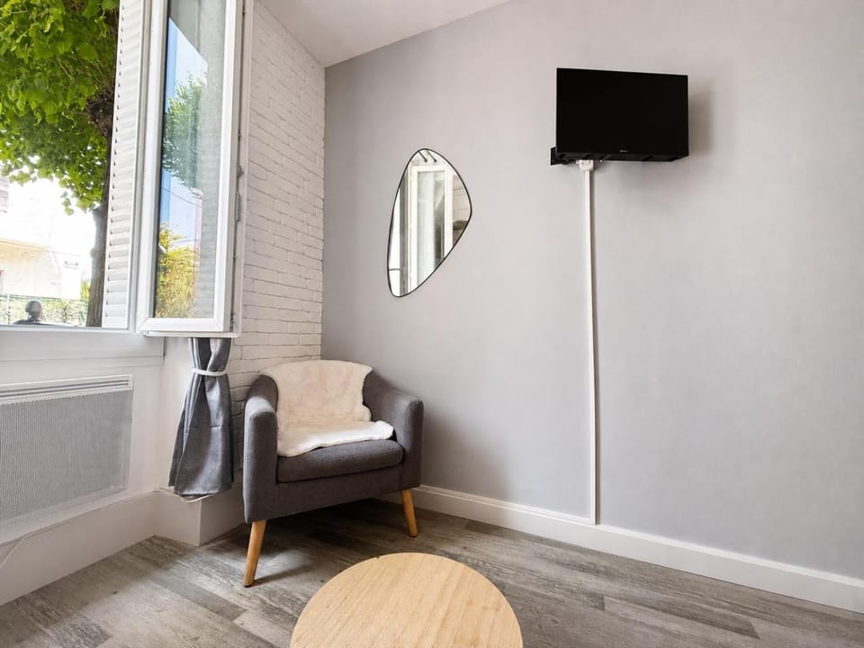 Appartement rénové Aix-les-Bains - proche gare Apartment in Aix-les-Bains