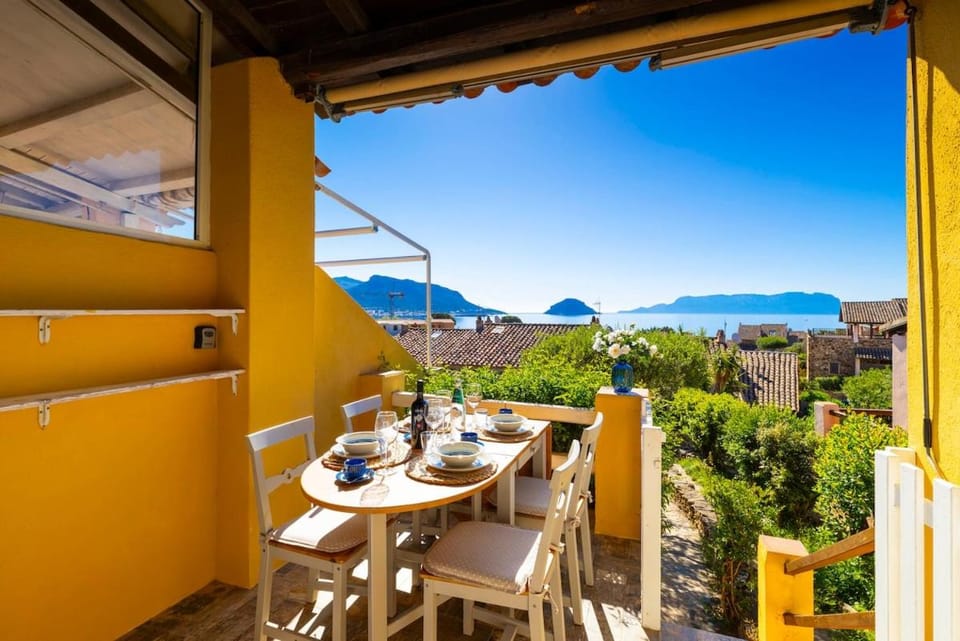 Sea view loft in Golfo Aranci - 200m from the beach Apartment in Golfo Aranci