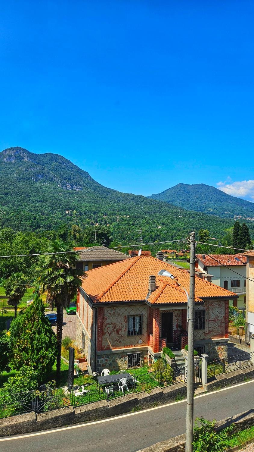 La Casa Azzurra Bed and Breakfast in Canton of Ticino