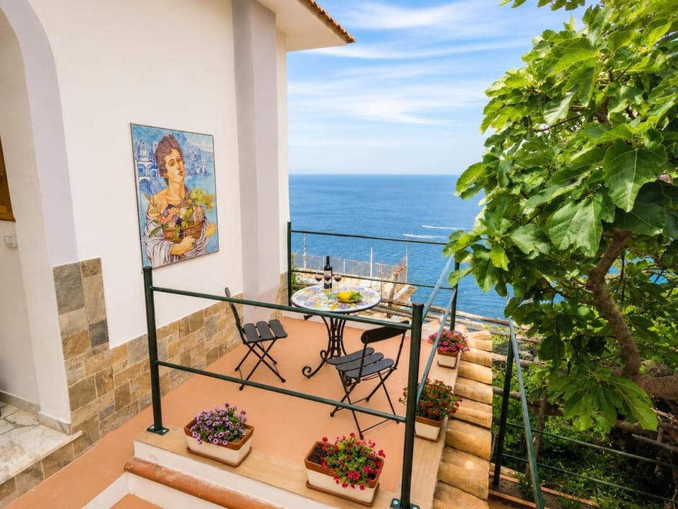 Fiore D'Amalfi Terrace with Sea View and Garden Apartment in Amalfi