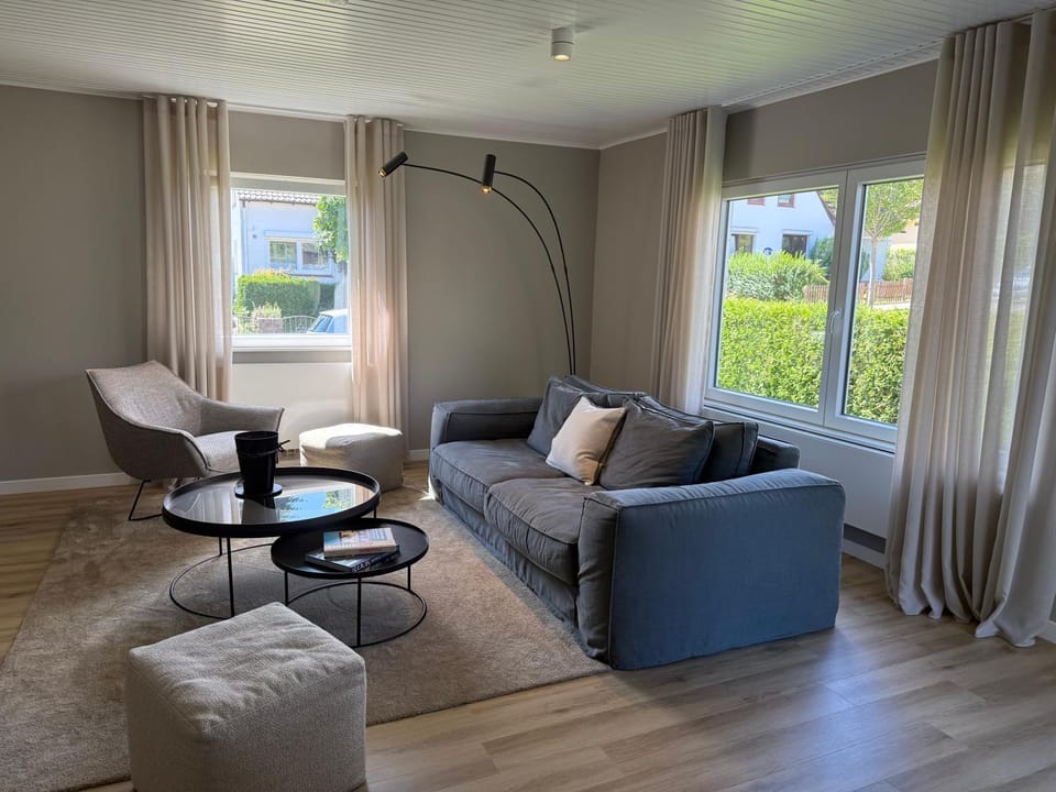 Wellenflüstern wunderschönes Ferienhaus mit Kamin und traumhaftem Garten House in Timmendorfer Strand