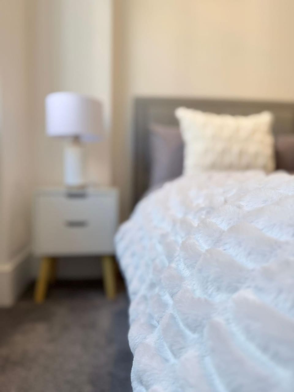Modern 2 Bedroom Loft Style Duplex in Kings Cross, London, N1 Apartment in London Borough of Islington