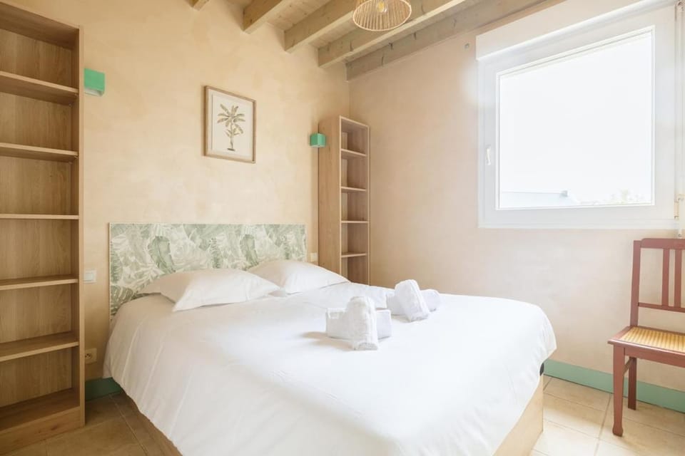 Maison avec grand jardin à 400m de la plage House in Barneville-Carteret