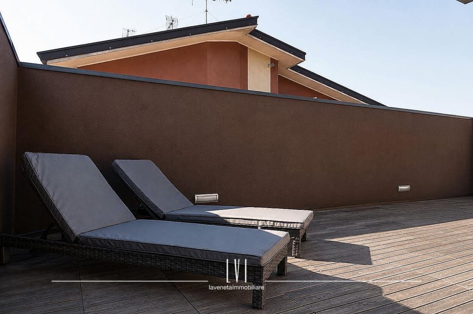 sunbed
