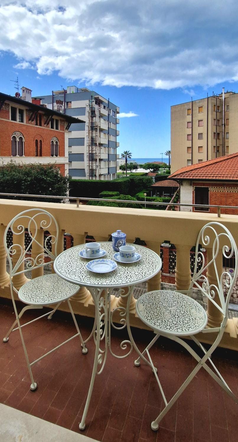 View (from property/room), Balcony/Terrace