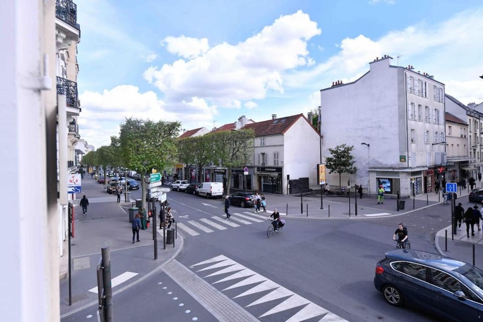Loft Design Climatisé Parking Gratuit - 10min Paris - 25 min Disney - Vincenne centre Apartment in Vincennes