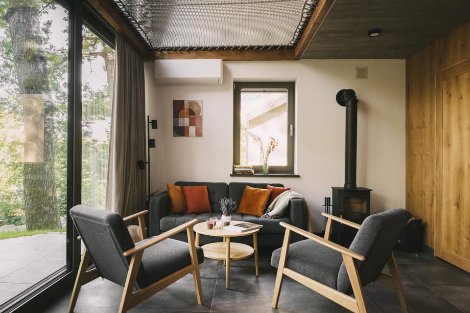 Living room, fireplace