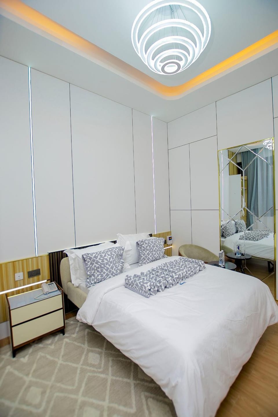Bed, Photo of the whole room, Bedroom, wardrobe