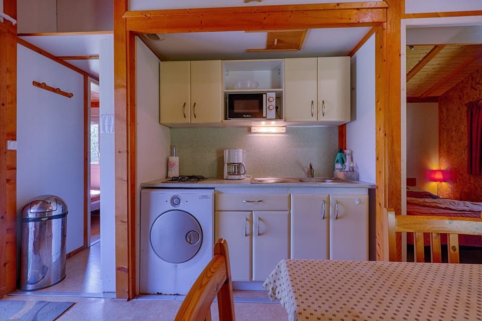 Chalet D'alpion Sud avec Piscine Chalet in Provence