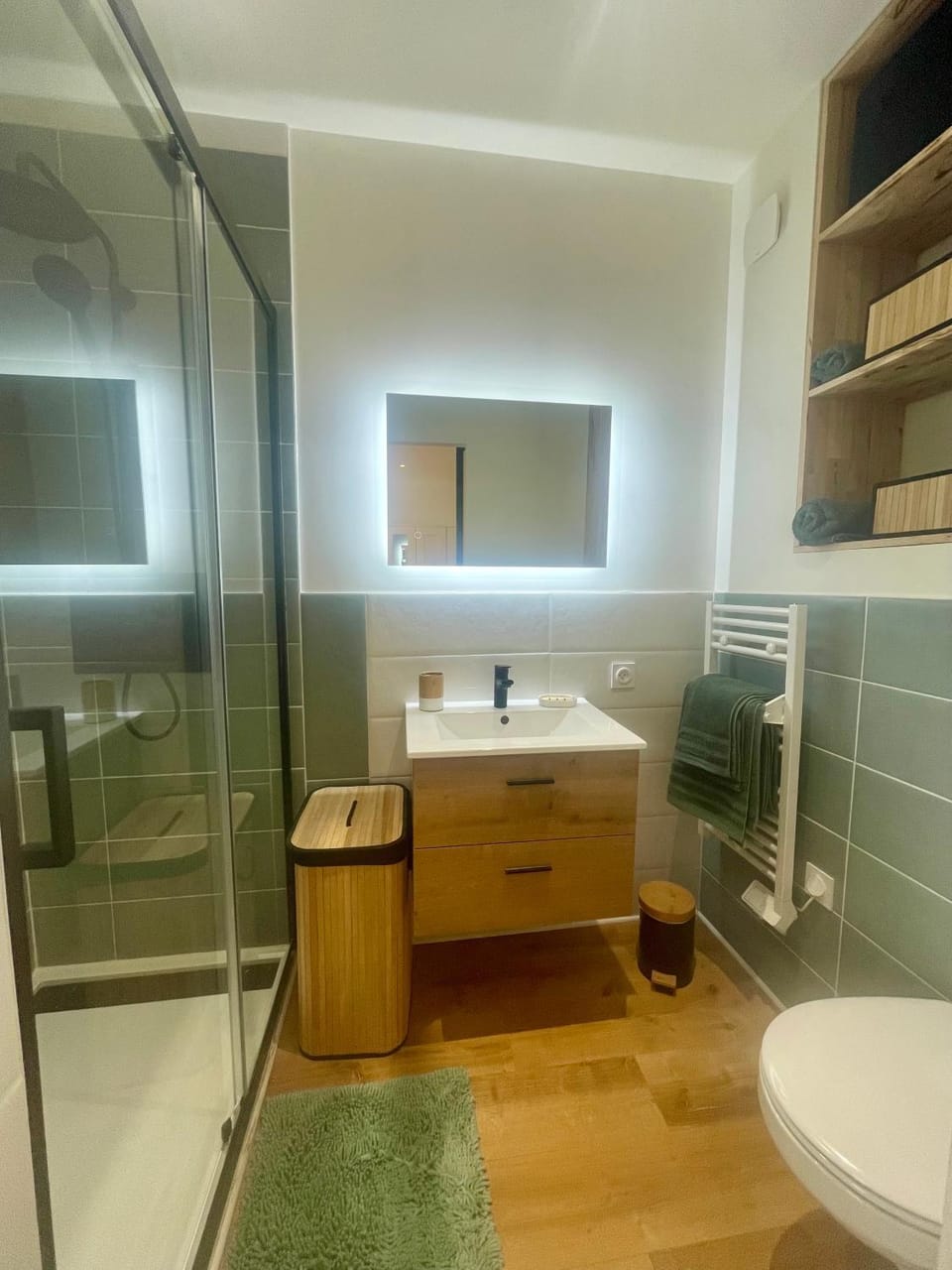 Shower, Bathroom