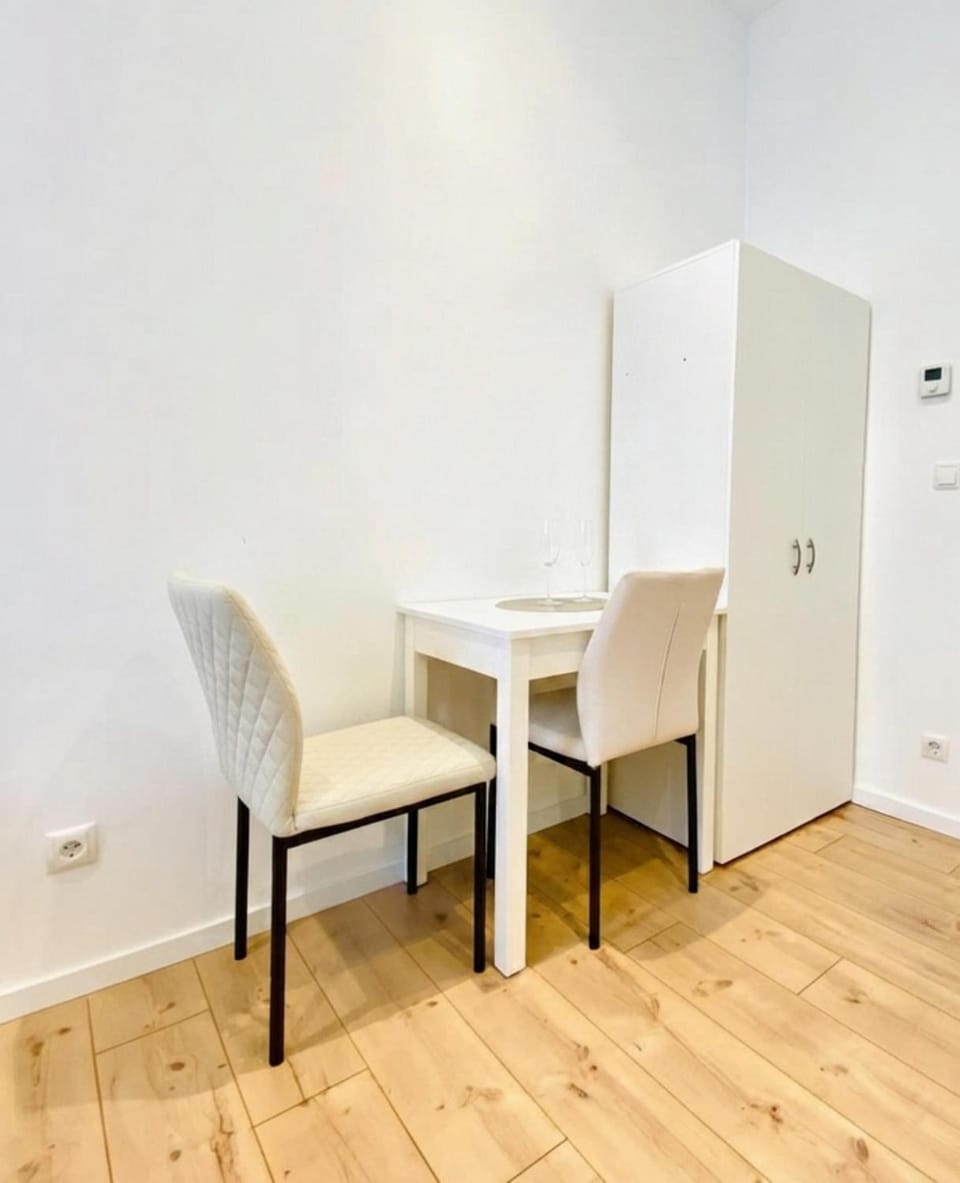 Dining area, wardrobe