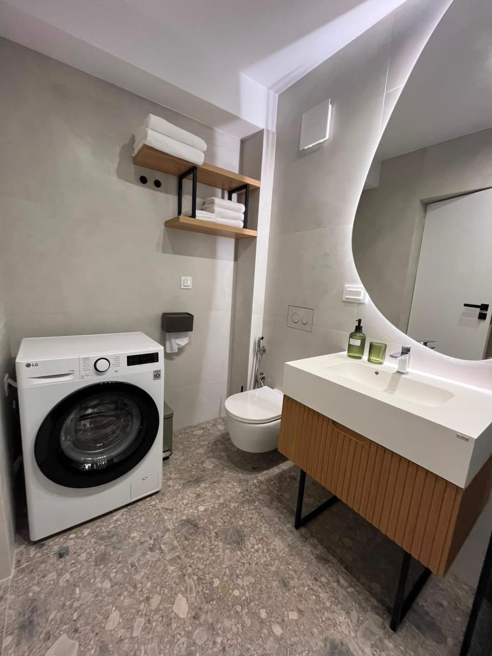 Bathroom, towels, washing machine, dryer