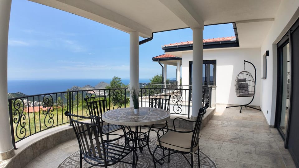 Balcony/Terrace, Balcony/Terrace