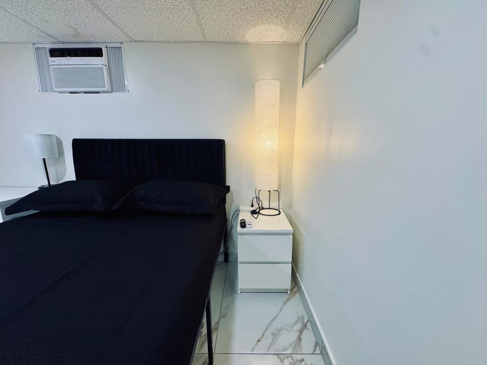 Luxury Executive Room with Workspace, Fast Wi-Fi, and Smart Tv Bed and Breakfast in Paterson