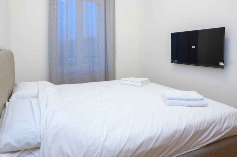 TV and multimedia, Bedroom