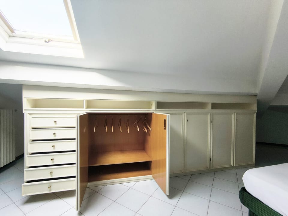 Il Quarto Piano, Above the city, close to the sea. Apartment in Sanremo