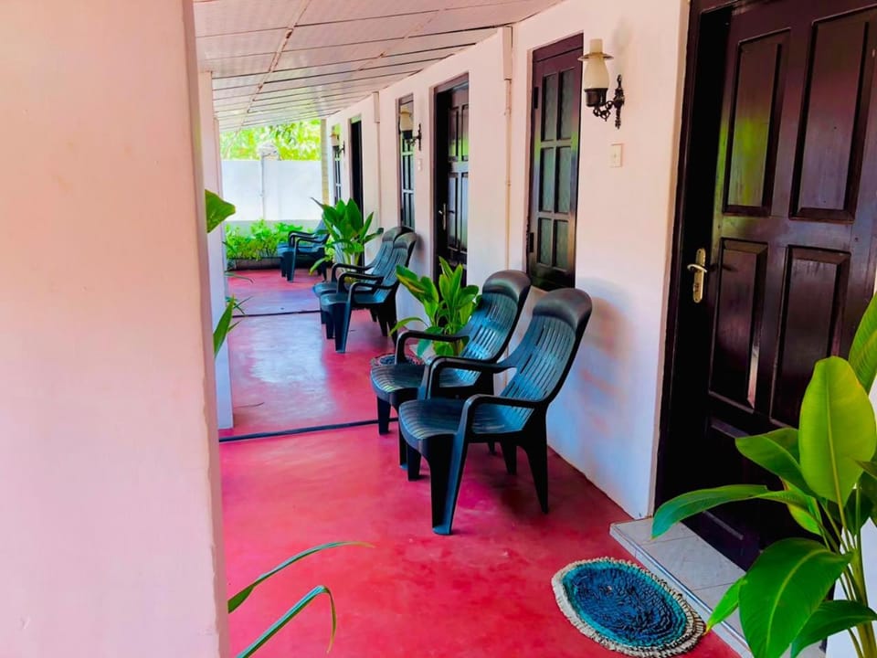 We Can Hotel & Restaurant Bed and Breakfast in Sri Lanka