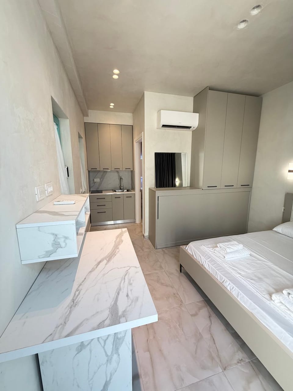 Casablanca Studio Santorini Dhërmi Apartment in Vlorë County, Albania